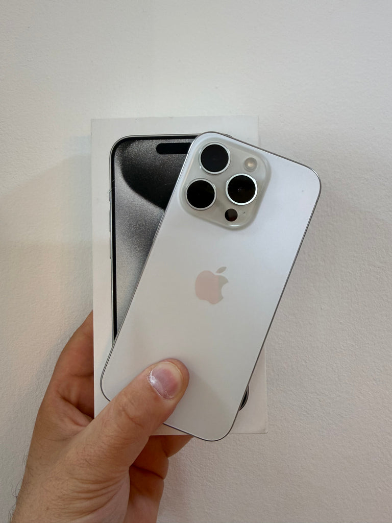 iPhone 15 Pro 128GB Titanio Bianco