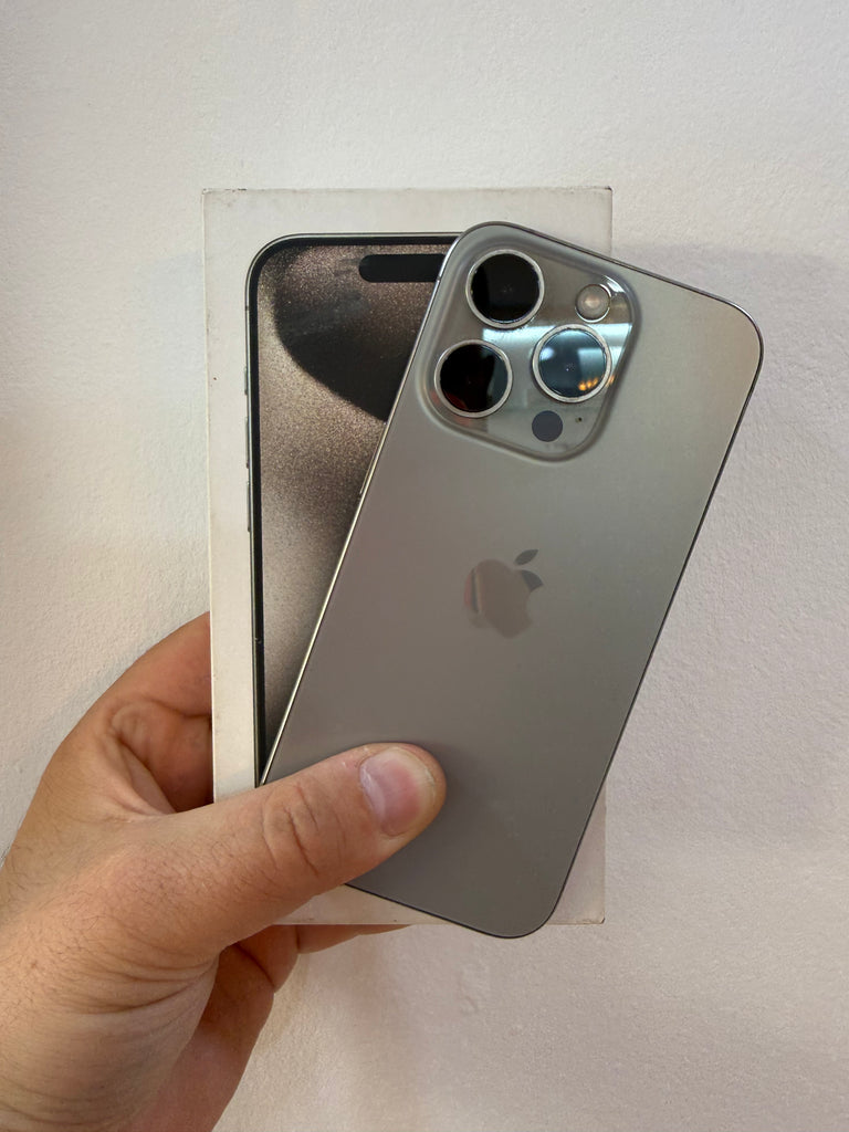 iPhone 15 Pro 256GB Titanio Naturale