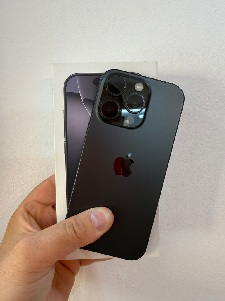 iPhone 16 Pro 128GB Titanio Nero